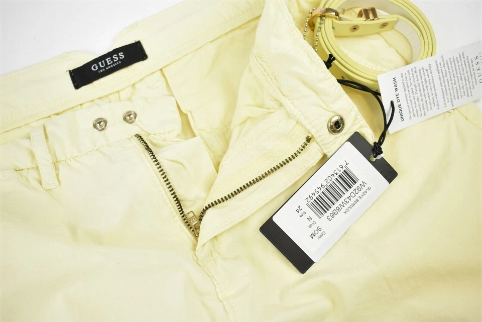Pantalones Cortos Guess Gladys Bermudas Mujer US 24 Amarillo Claro Pastel con Cinturón Chinos Foto 4 de 4