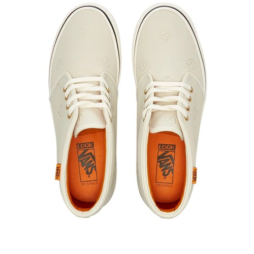 VANS VAULT X LQQK STUDIO UA OG CHUKKA BOOT LX: KREIS V & CREME: VN0A5FBV2SP1 - Bild 5 von 12