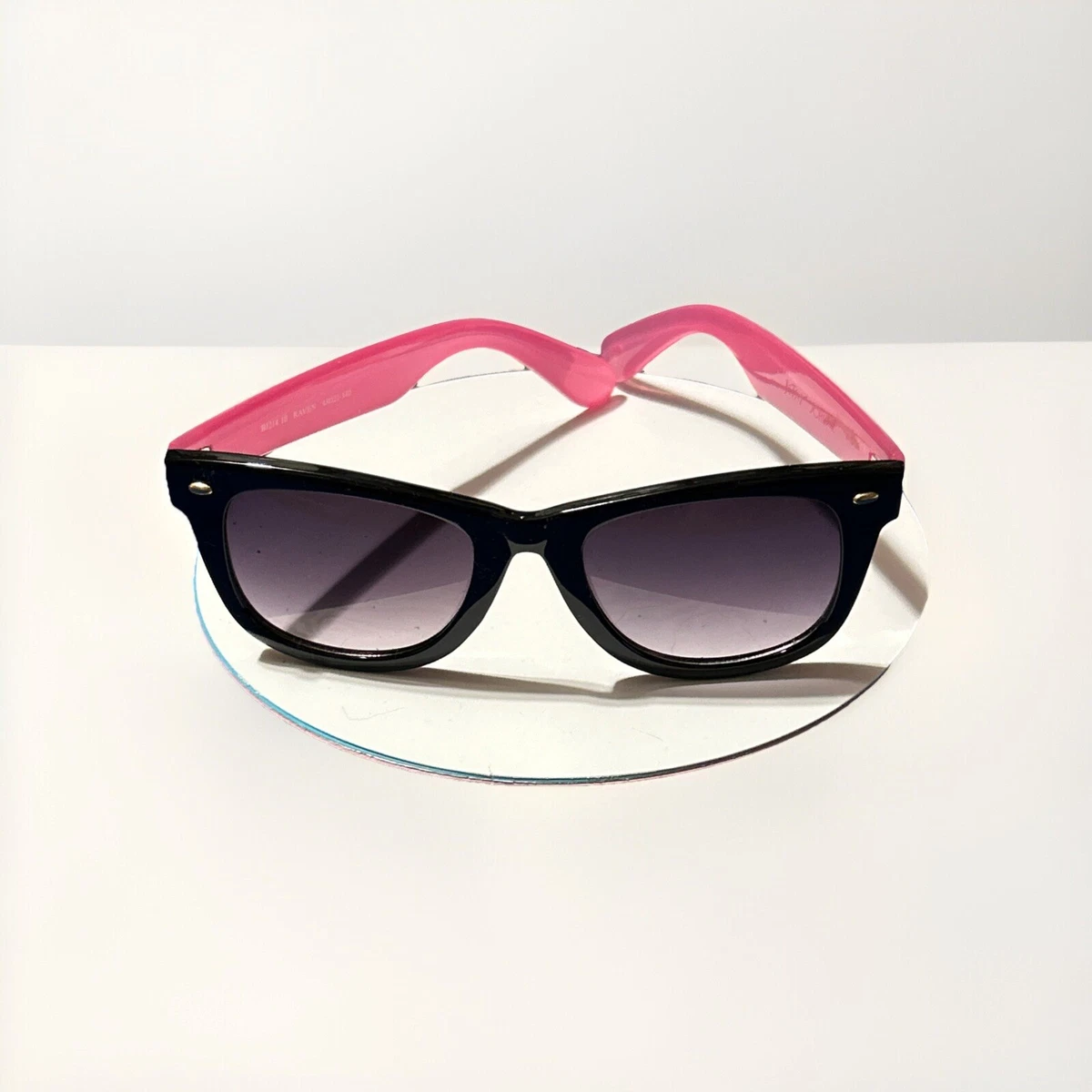 Betsey Johnson Plastic Frame Sunglasses Gray for Women for  display picture 1