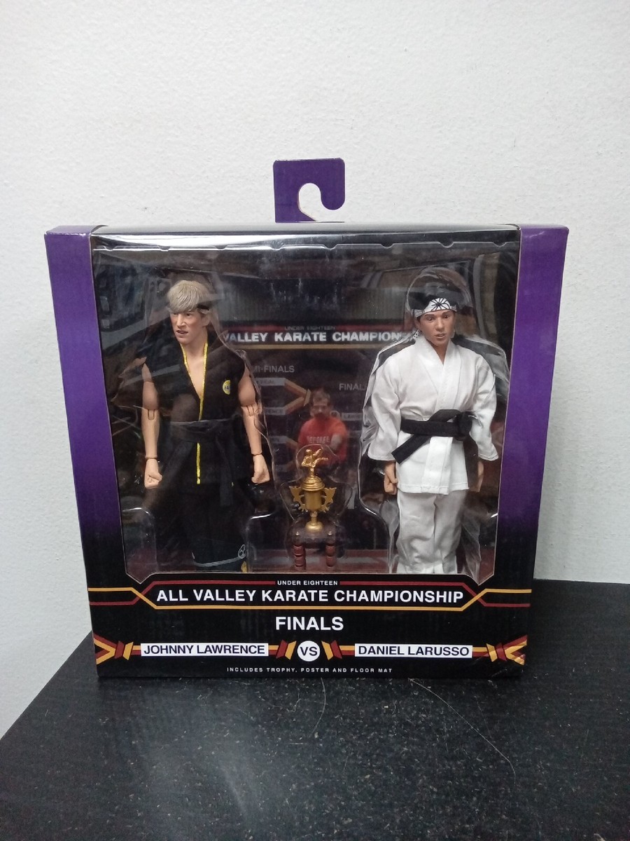 NECA karate kid フィギュア　コブラ会　ベストキッド Amazon.com: NECA The Karate Kid 1984: Clothed Action Figures