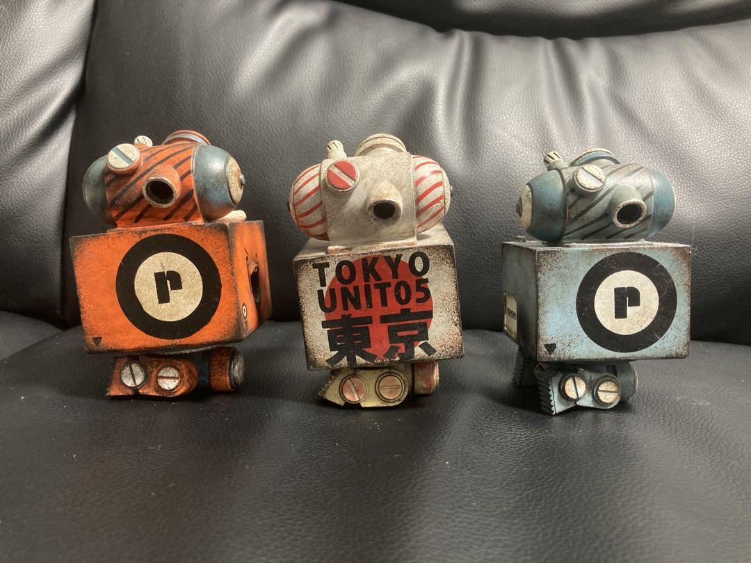 threeA WWR 3AGO Bomb V2 Square Set 1/9 Designer Toy Figure W threeA WWR 3AGO Bomb V2 Square Set 1/9 Designer Toy Figure W