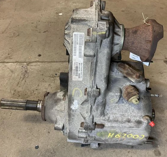 2002 - 2007 年吉普自由人转运箱  — 第 2/4 张图片