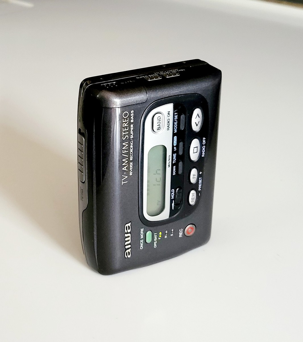 ジャンク】AIWA 薄暗く HS-JS560 ジャンク】AIWA 薄暗く HS-JS560