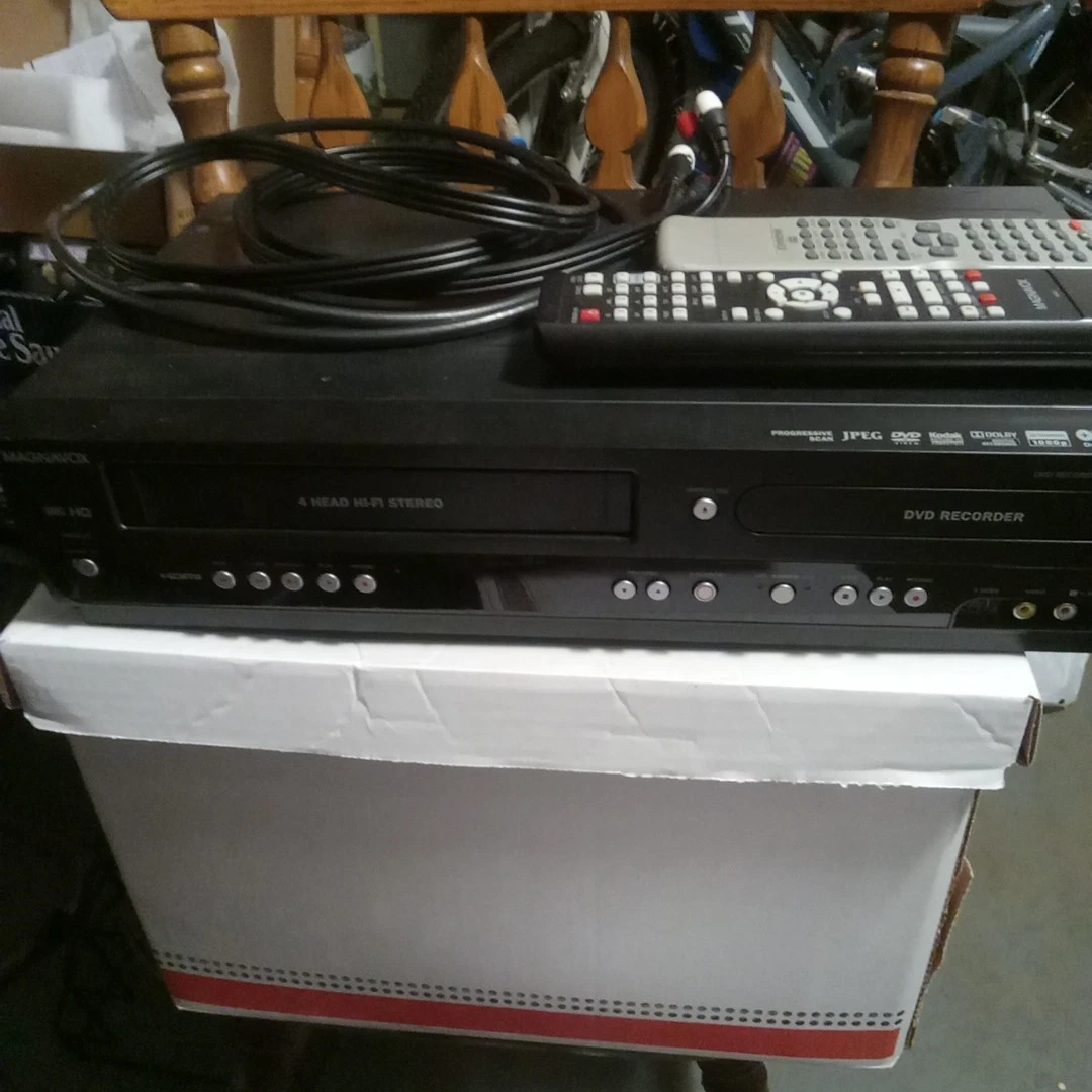 Magnavox VCR/DVD Recorder Combo With Remotes