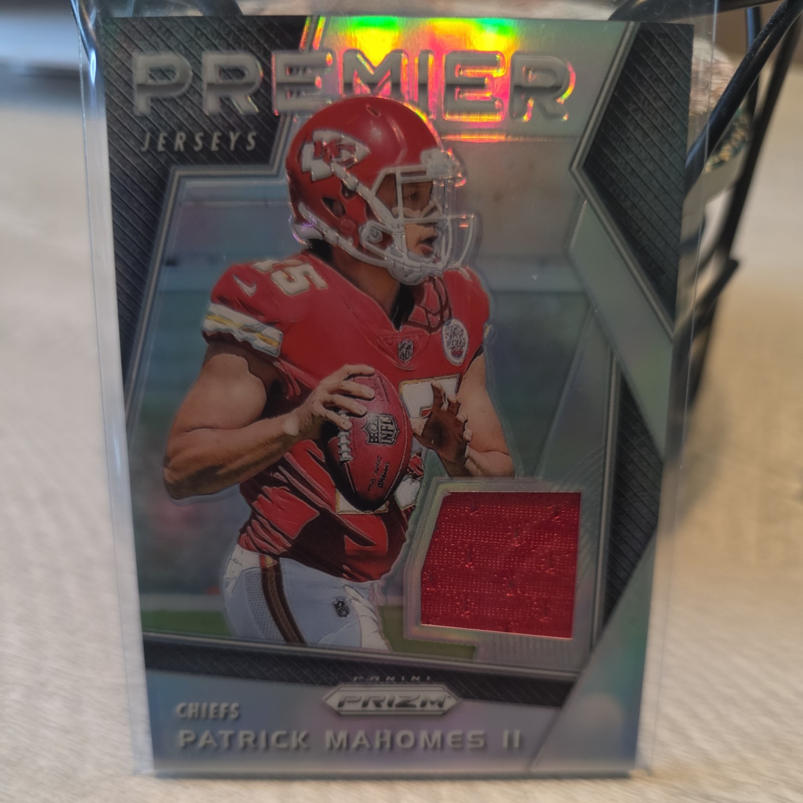 2017 Patrick Mahomes II Panini Prizm Premier Jerseys Patch Silver #24 RC Rookie