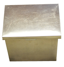 Leedal stainless developing/processing tank w/lid. 7 3/4" W 10 3/4"L 10 1/4"D