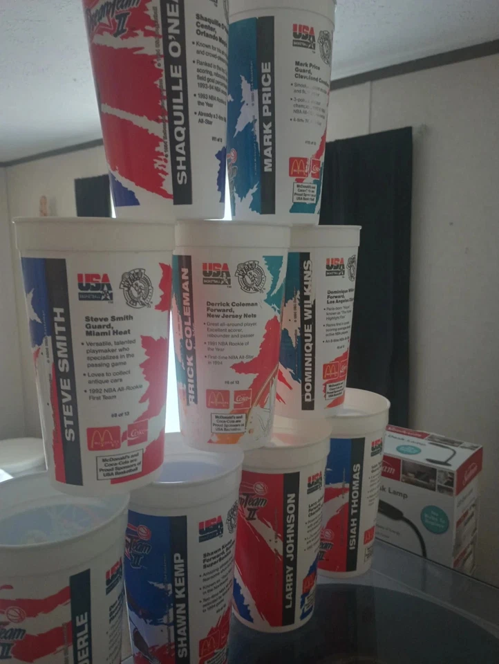 Memorabilia del Dream Team de baloncesto olímpico 1992 y 1994: tazas McDonald's vintage Foto 3 de 4