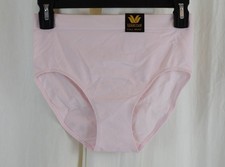 Wacoal Women's B Smooth Briefs Panty Light Pink Size L 7