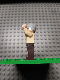 LEGO Star Wars Owen Lars Minifigure (sw0559) - UCS Sandcrawler 75059