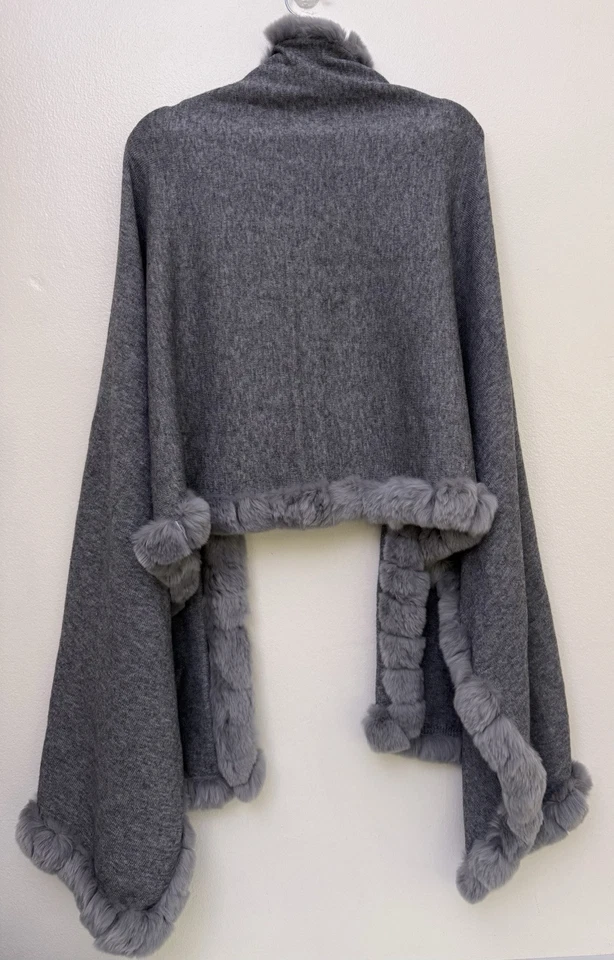 La Fiorentina Women's Knit Rex Rabbit Fur Trimmed Scarf Wrap O/S - Image 4 of 4