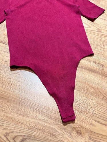 Vintage Wolford Satin Naturel Short Sleeve Thong Bodysuit Red Women's Size L - Picture 3 of 9
