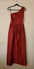 Alfred Sung Burgundy/Red One-Shoulder A-Line Gown D529 Size 6, Prom Formal Dress