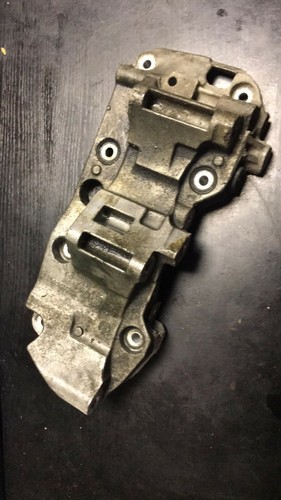 BMW 5 (F10, F11) 2013 Lichtmaschinenhalter 8506863