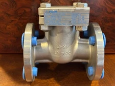 Velan 3/4" Swing Check Valve B16.34 Class 150 F04-0114C-13SX CF8M Teflon Seal