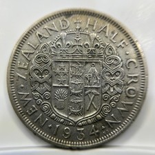 1934 New Zealand Half Crown Silver Coin - good Very Fine - George V