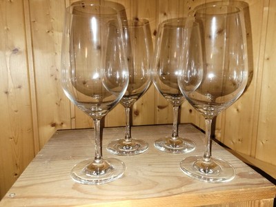 4 Bordeaupokale von Schott Zwiesel, 626 ml, 24 cm hoch, Originalverpackung