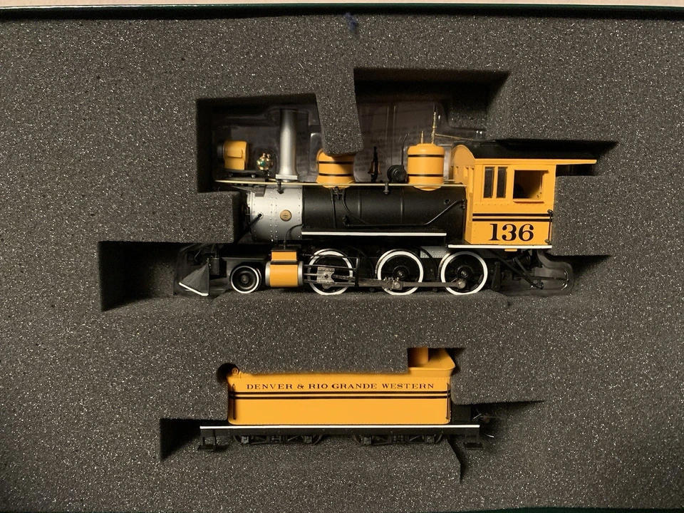 Bachmann Spectrum "O" ON30 2-6-0 Steam Loco Denver Rio Grande & Western Bumble - Image 2 of 4