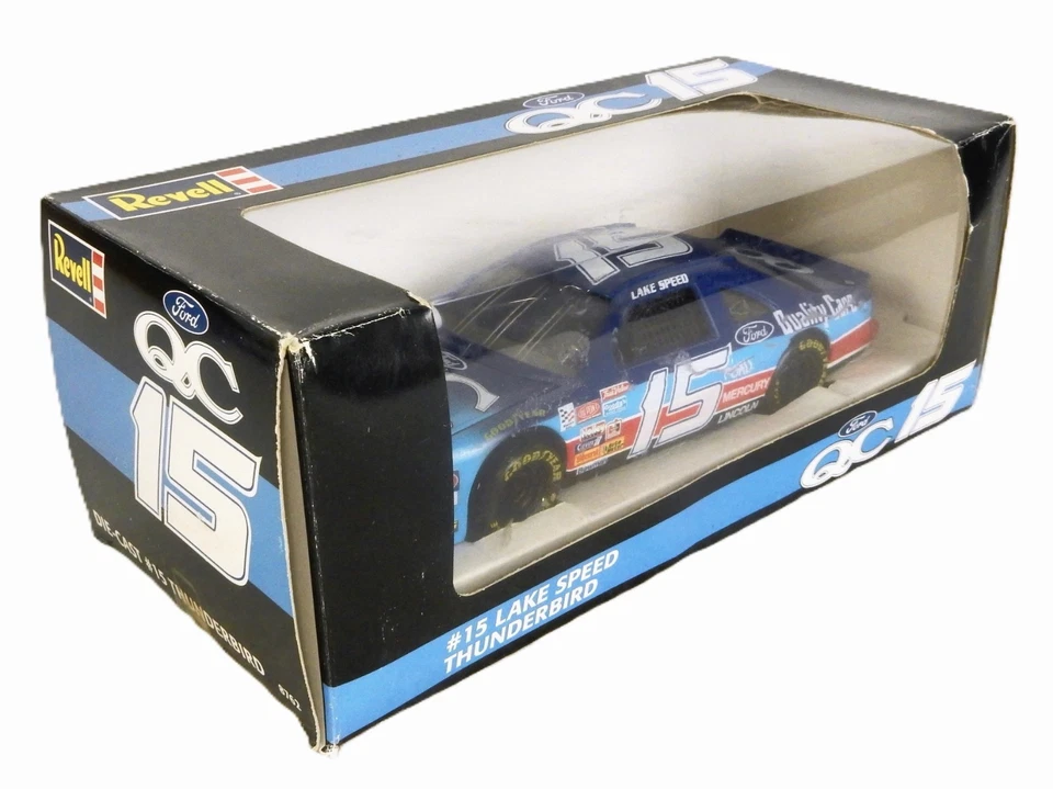 #15 NASCAR 1:24 Die Cast, Lake Speed, Quality Care, 1994 Thunderbird, Revell Foto 3 de 4