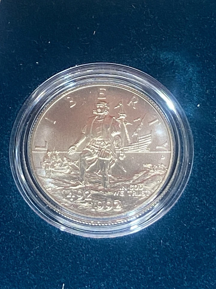 1992 U S Mint Columbus Quincentenary Set. .76 Troy Ounce Silver - Image 4 of 4