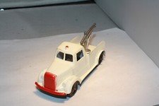 1950s Mack Tow Truck TootsieToy Made in USA