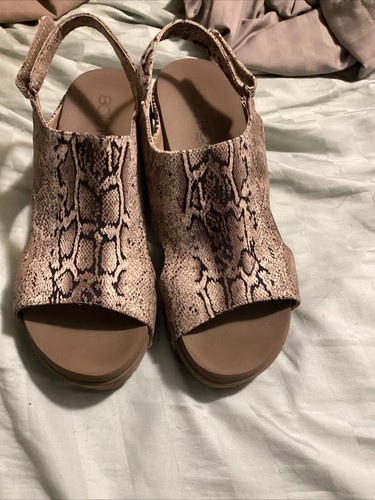 Corkys Carley Wedges in TAUPE 2