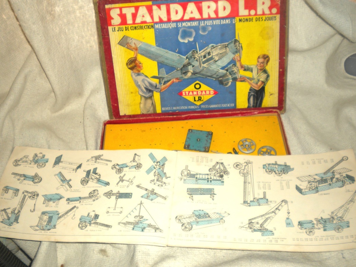 ROUSSY LOUIS LR train tole boite à sel avec 3 wagons et circuit 1/43