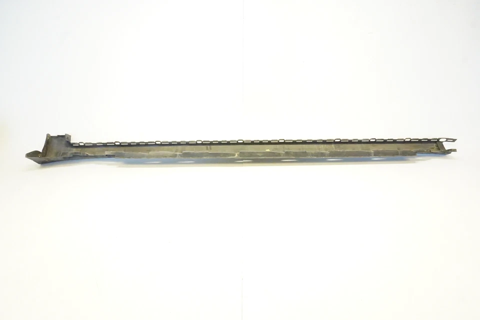 2004-2008 Audi S4 боковая юбка отделка молдинг справа 8E0853860 - Изображение 2 из 4