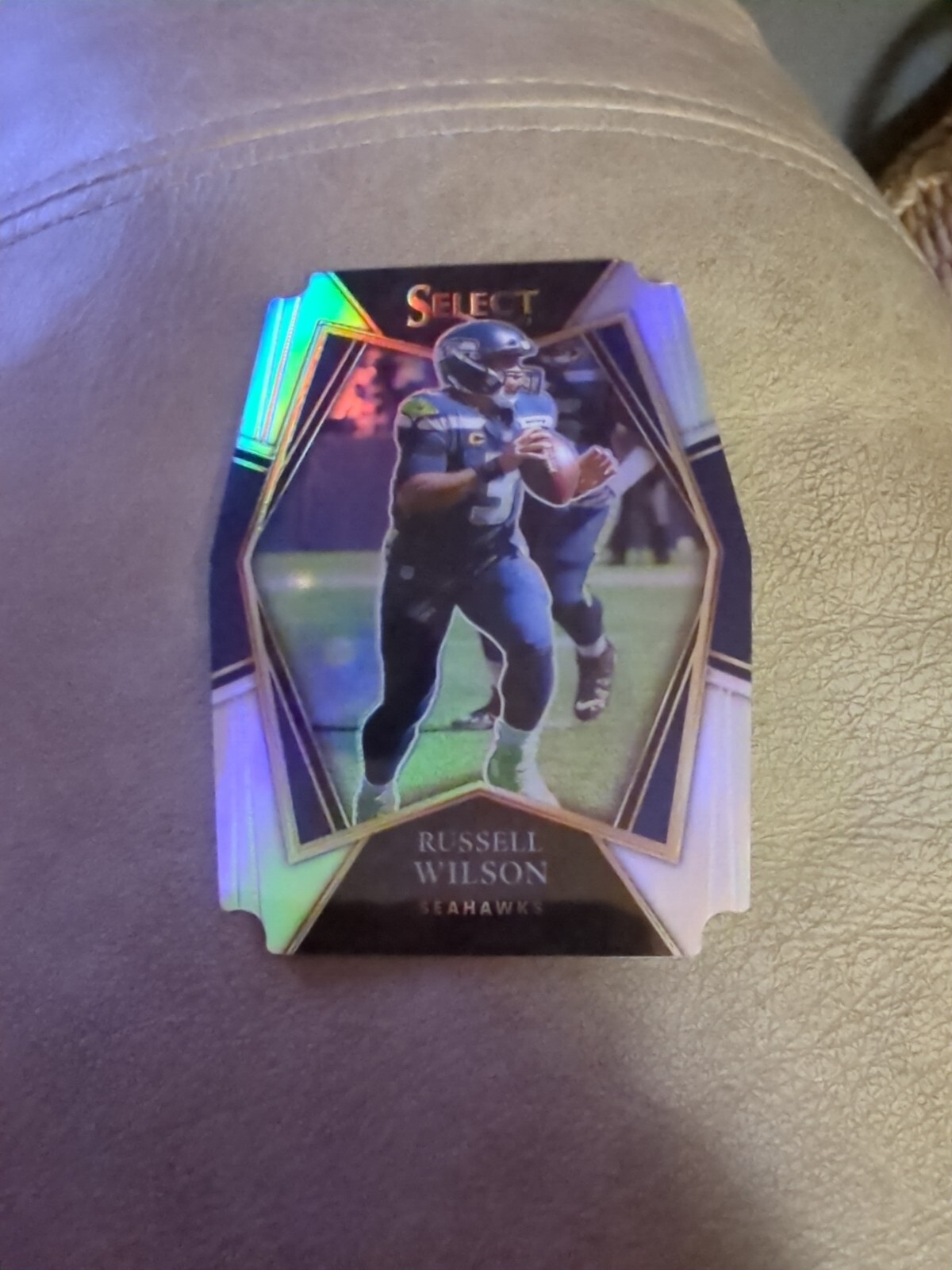 2021 Select Russell Wilson Silver Premier Level Die-Cut Prizm No. 130