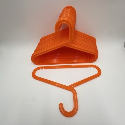 IKEA BAGIS Childrens Clothes Hangers Anna Efverlund Orange Lot of 22 Vintage