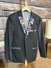 VINCI Men s 36 Regular Black Blazer With Floral Lapels Paisley Pocket Patch