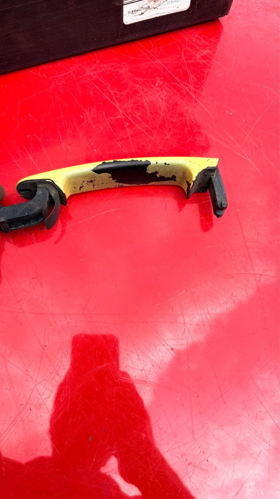 3B0837207 outside door pull handle condition paint loss