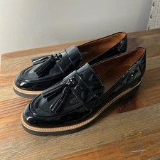 Franco Sarto Black Patent Leather Tassel Lug Sole Loafers Women's Size 9