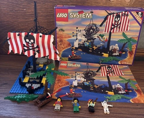 Lego Pirates: Pirates I: Shipwreck Island Set 6296