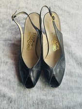 Vintage Salvatore Ferragamo Shoes - Size 8 AA Made in Italy