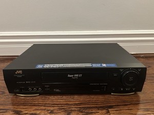 Victor・JVC HR-S7000 Victor・JVC HR-S7000 JVC HR-S7000 SVHS video recorder, 279,00 €