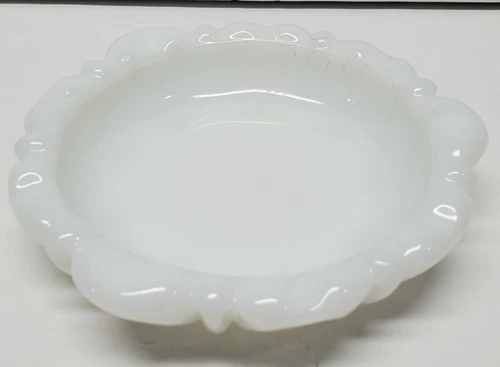 Vintage Anchor Hocking MILKGLASS Scallop Edge Trinket Dish Thumbprint  Ashtray