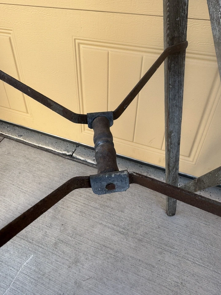 Escalera de madera vintage Robbin Egg azul Foto 3 de 4