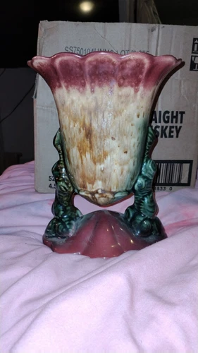 Vintage Hull Pottery Footed Vase Suspended Vase Double Stemmed 8 Inches Tall