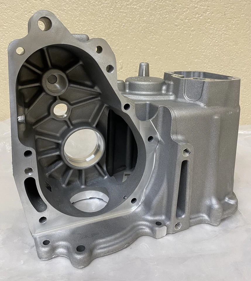 Carcasa de caja de cambios principal Polaris Ranger TM 500 700 2004-08 OEM #3234129/#M1611 Foto 2 de 4