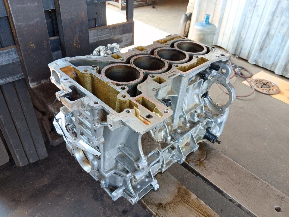 12-18 BMW F30 F10 328i 528i 2.0L N20 Bare Block Engine Motor 7587604 OEM - Image 4 of 4