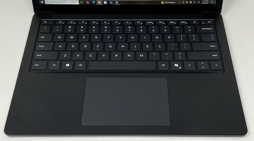 Microsoft Surface Laptop 6 Modell 2033 13,5" Intel Core Ultra 7 3,80GHz 32GB 1TB - Bild 5 von 12