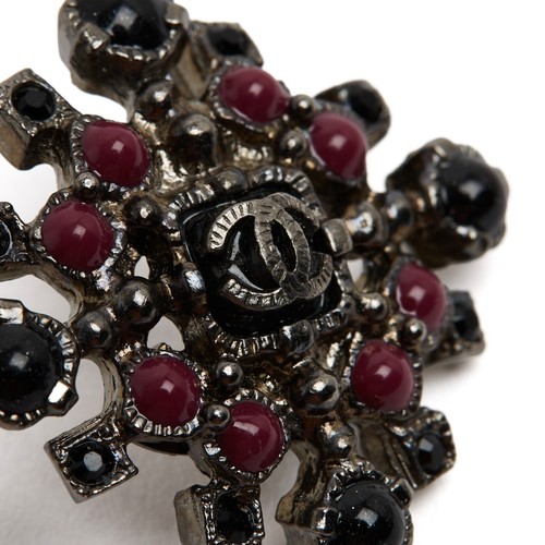 Chanel 2012 Mono Boucle Oreille Puce XL Black metal single CC Earring Stud - Photo 3/4