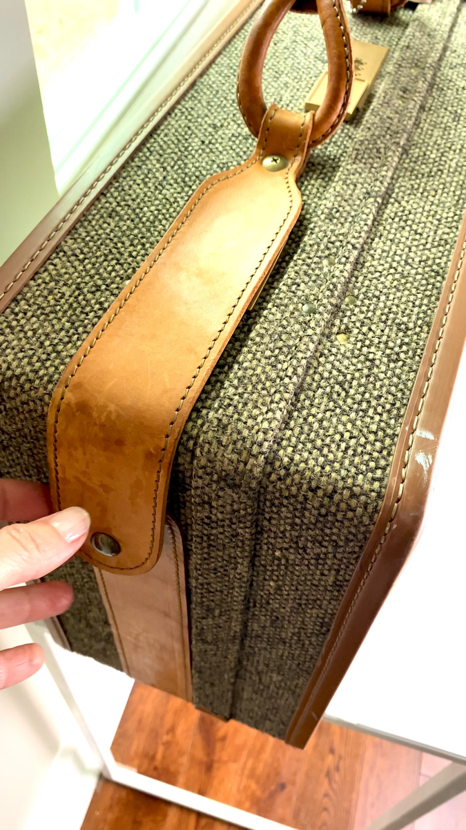 Vintage Hartmann brown tweed & leather suitcase luggage 21 Vintage Hartmann brown tweed & leather suitcase luggage 21