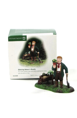 Department 56 ADMIRING NATURE'S BEAUTY New England Village Series 56.56690 MIB