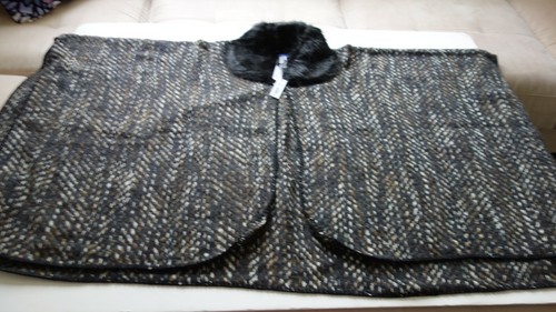 APT.9 Women's Space-Dyed Chevron Faux Fur Collar Ruana Oxford One Size $68
