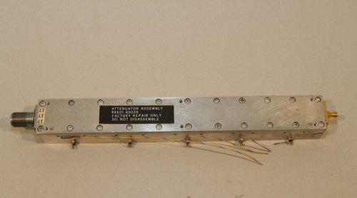 HP 86601-60039 Dämpfungsglied-Baugruppe - Bild 1 von 2