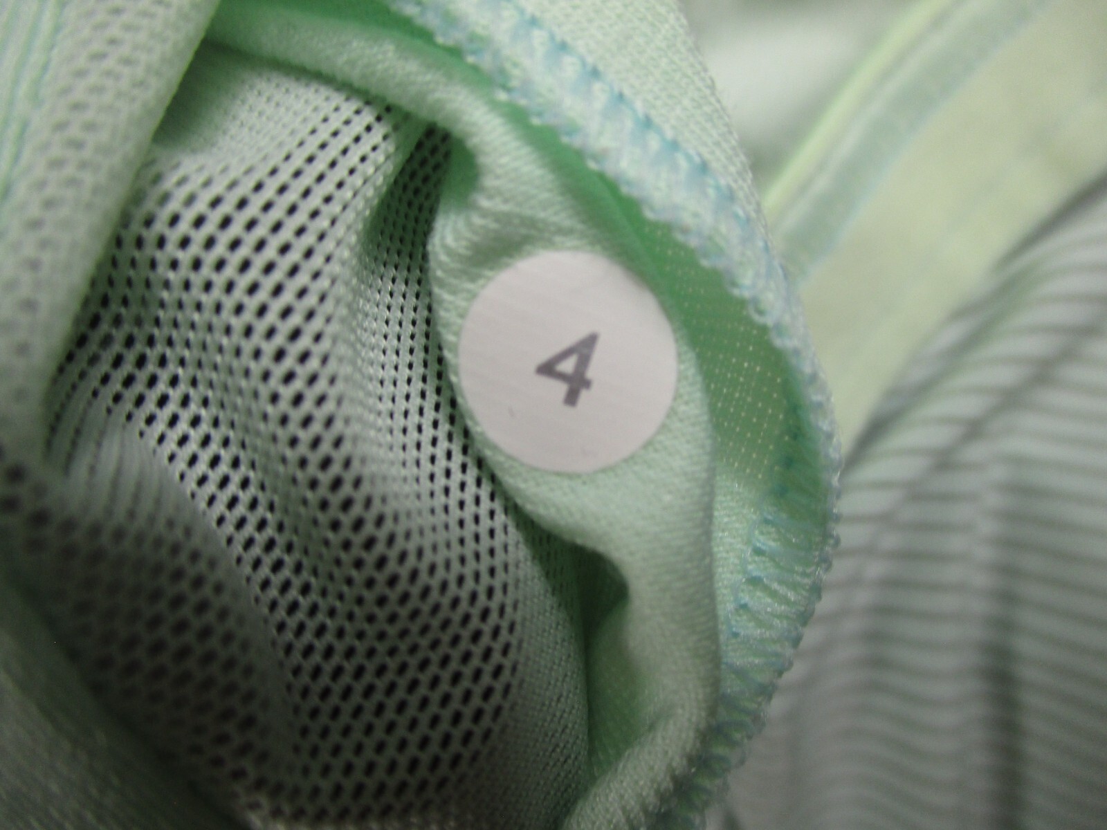 Lululemon Run Back on Track Tank Top Women 4 Mint Moment Black Classic Stripe