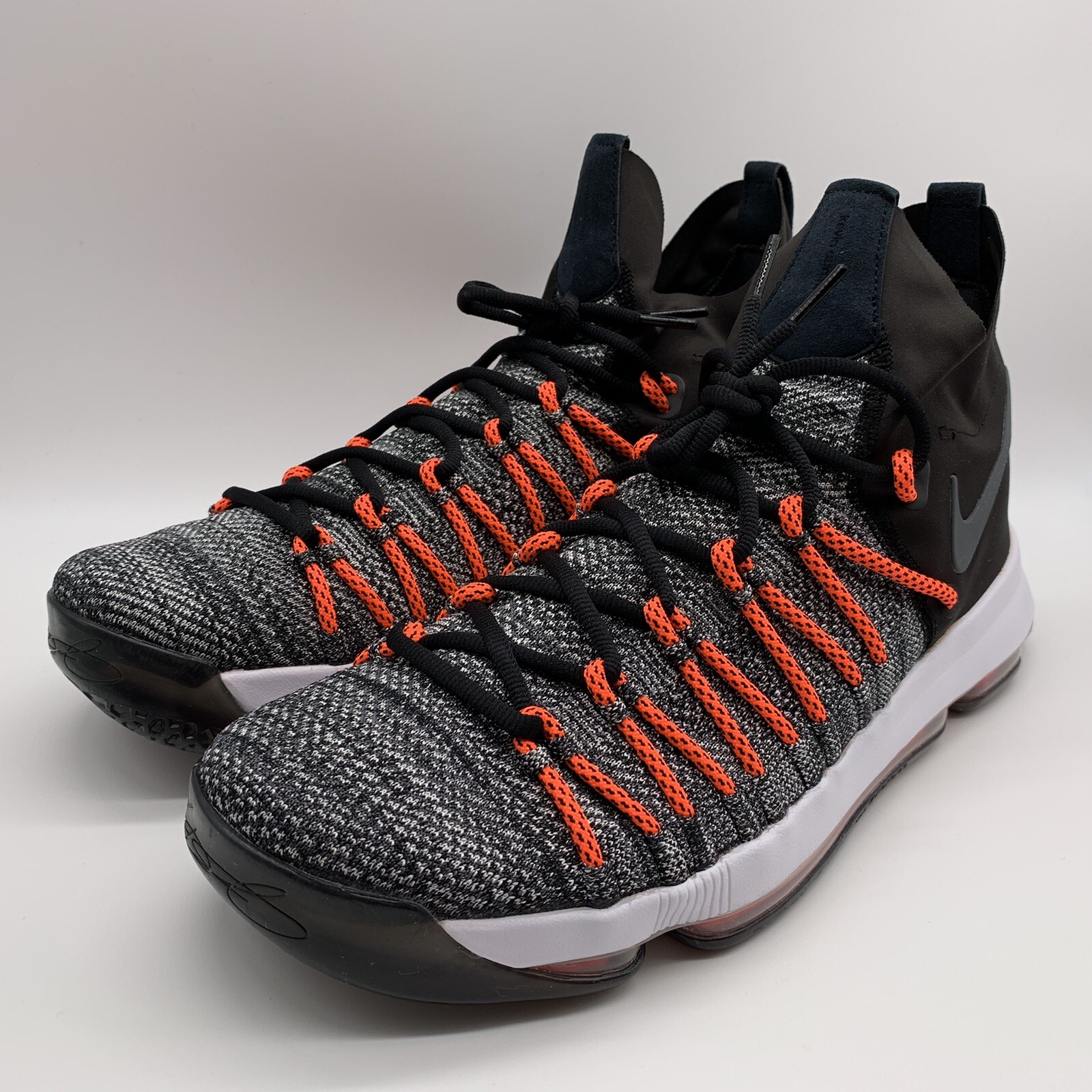 kd shoes black and gold