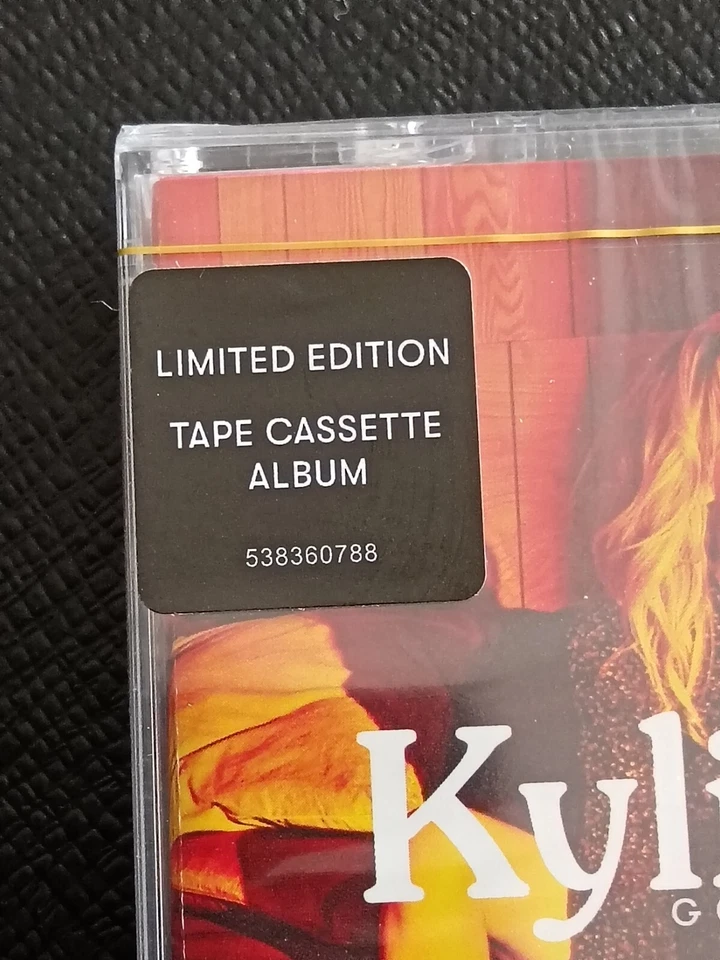 KYLIE MINOGUE - Golden - Yellow Glitter Cassette OOP Limited Edition NEW SEALED - Image 2 of 4