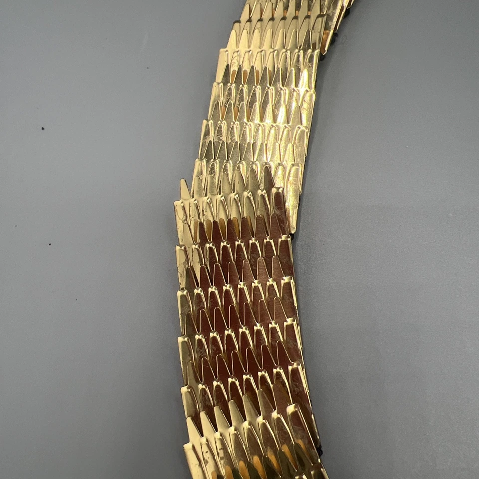 Vintage 1970s Gold Stretch Belt | Woven Metallic Elastic | Retro Waist Cincher - Image 3 of 4